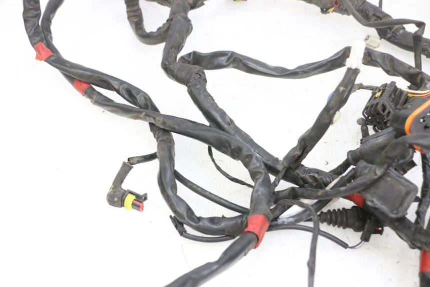 photo de CABLEADO PIAGGIO MP3 RL 250 (2007 - 2010) - Otra vista del artículo