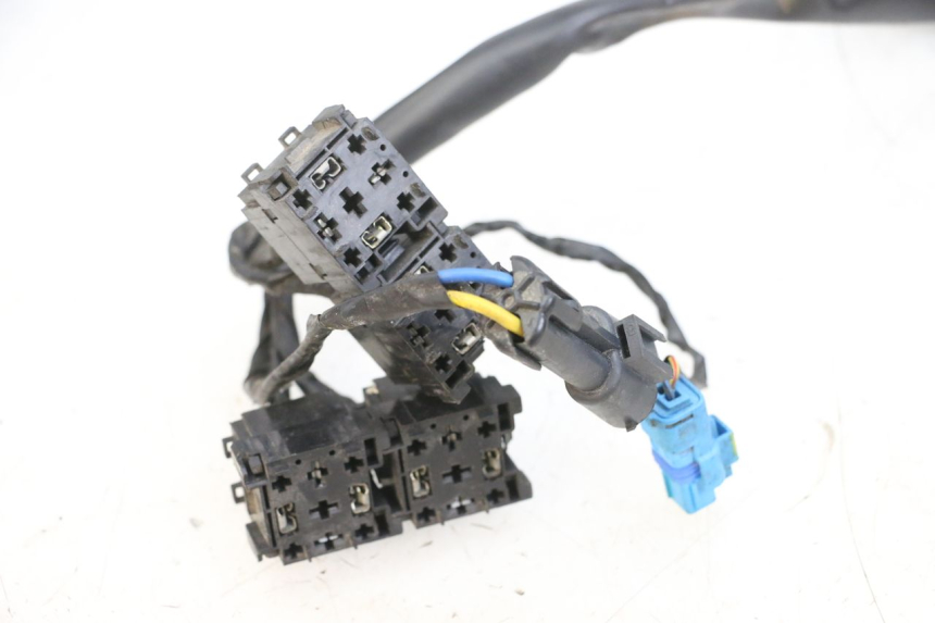 photo de CABLEADO PIAGGIO MP3 RL 250 (2007 - 2010) - Características distintivas