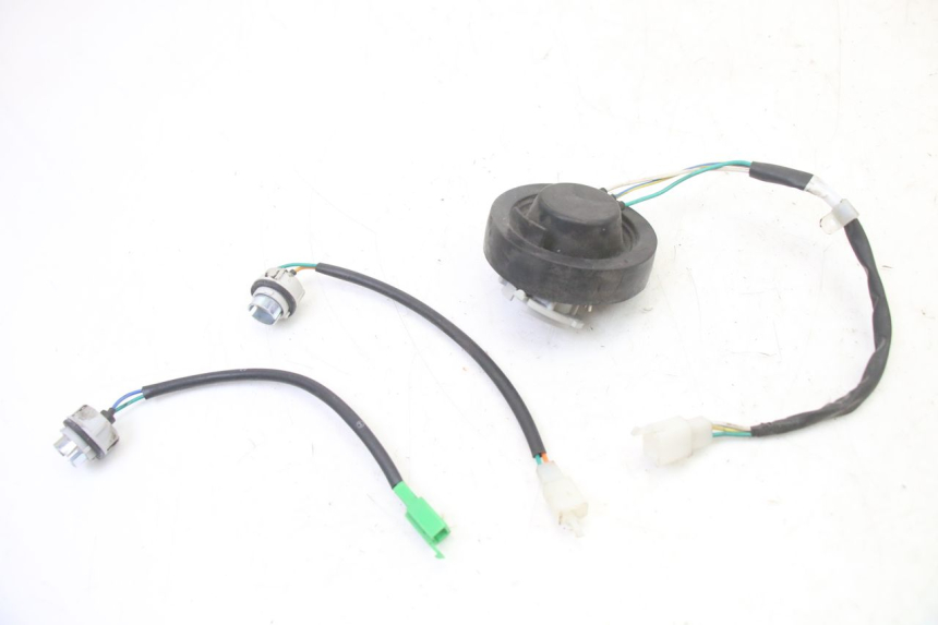 photo de FARO CABLEADO PEUGEOT KISBEE 4T 50 (2018 - 2022)
