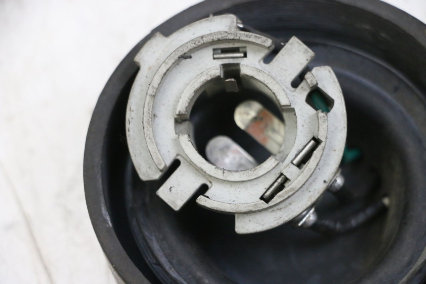 photo de FARO CABLEADO PEUGEOT KISBEE 4T 50 (2018 - 2022) - Vista general del producto