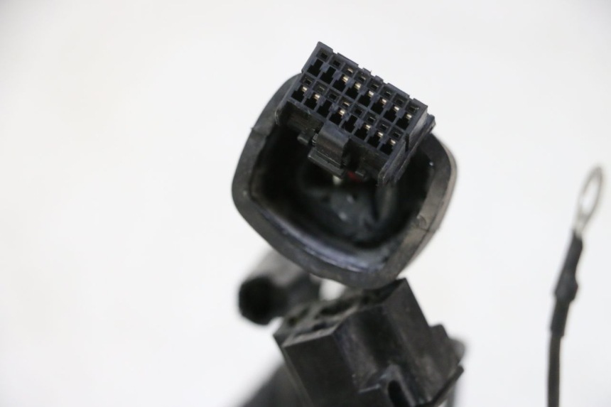 photo de CARENADO FRONTAL CABLEADO YAMAHA FZ6 FAZER S2 600 (2007 - 2011)