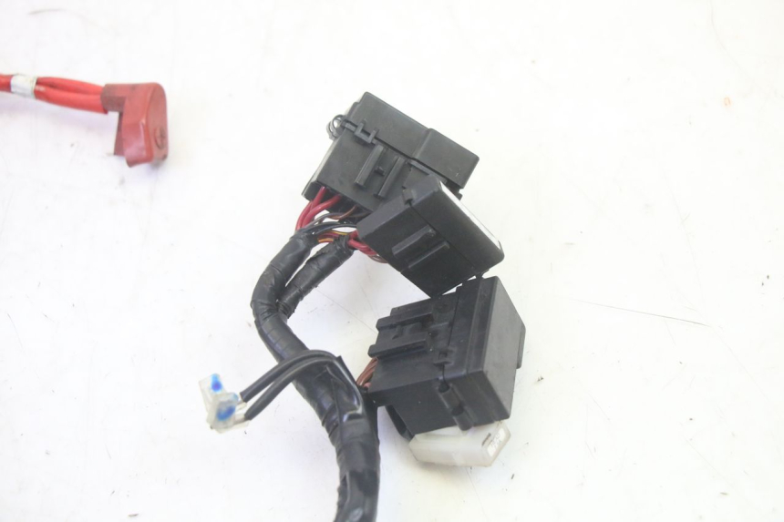 photo de CABLEADO YAMAHA TRICITY 300 (2020 - 2024) - Detalles de los puntos de fijación
