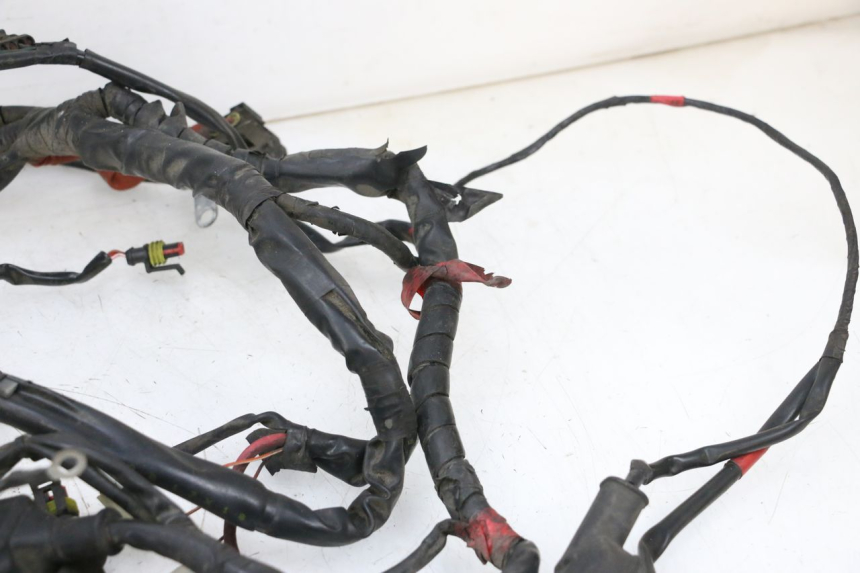 photo de CABLEADO PIAGGIO VESPA GTS SUPER IE 125 (2009 - 2016) - Primer plano de alta resolución