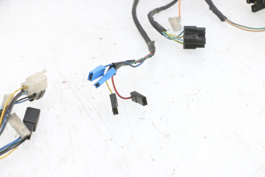 photo de CABLEADO YAMAHA YP MAJESTY 125 (2002 - 2006) - Características distintivas