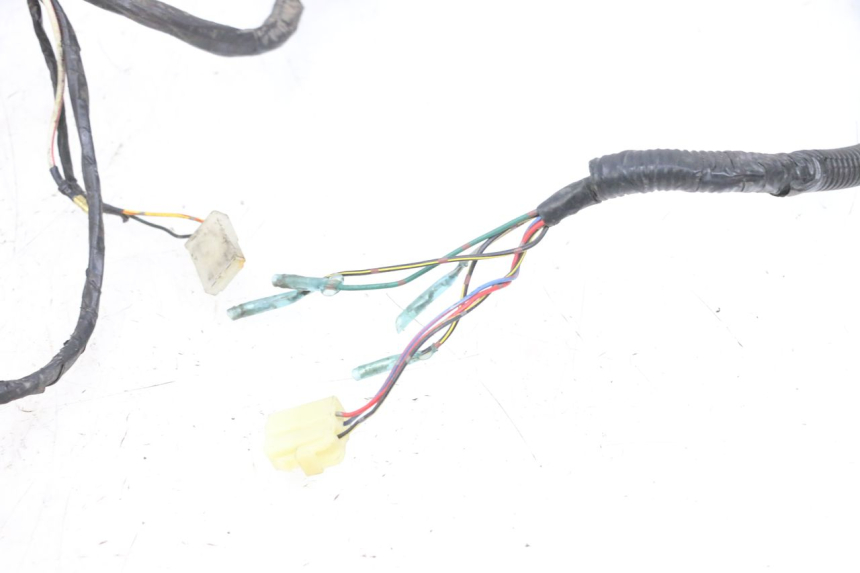photo de CABLEADO KAWASAKI ZR 7 750 (1999 - 2001) - Primer plano de alta resolución
