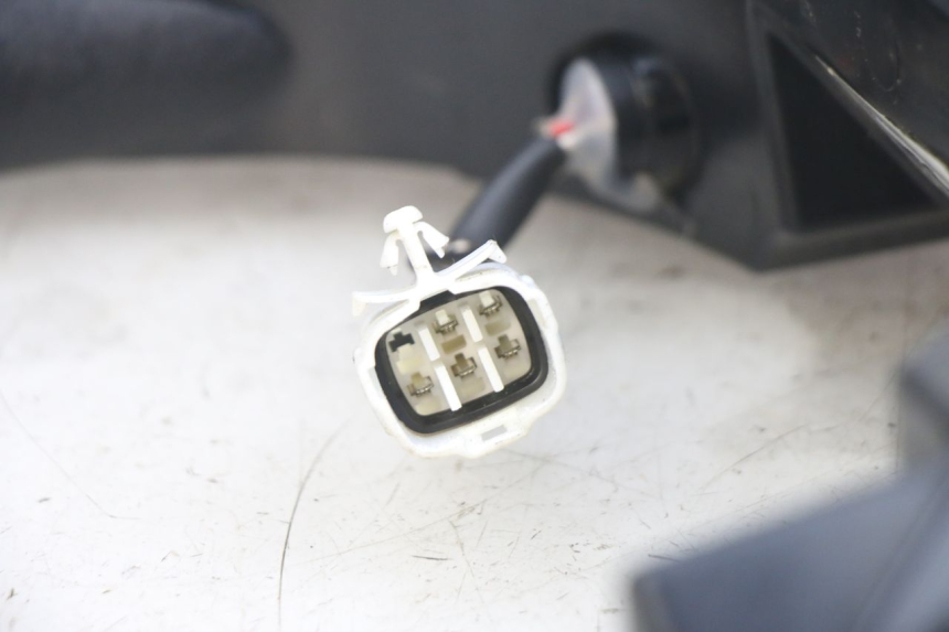 photo de LUZ TRASERA APRILIA SXR 50 (2021 - 2023)