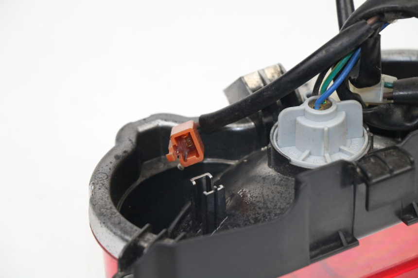 photo de LUZ TRASERA YAMAHA BW'S BWS 125 (2010 - 2013)