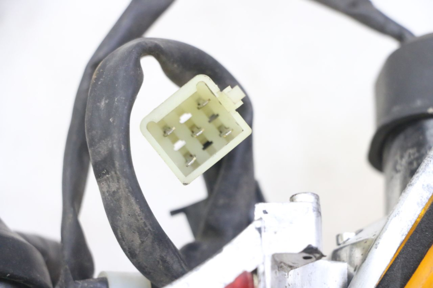 photo de LUZ TRASERA HONDA CBF 500 (2004 - 2007)