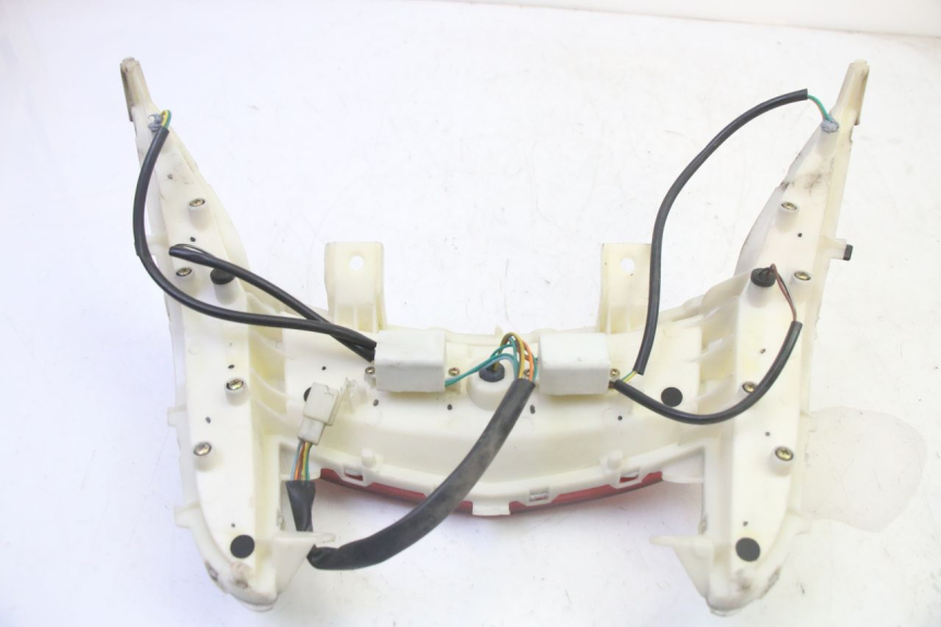 photo de LUZ TRASERA PEUGEOT CITYSTAR 50 (2013 - 2017)