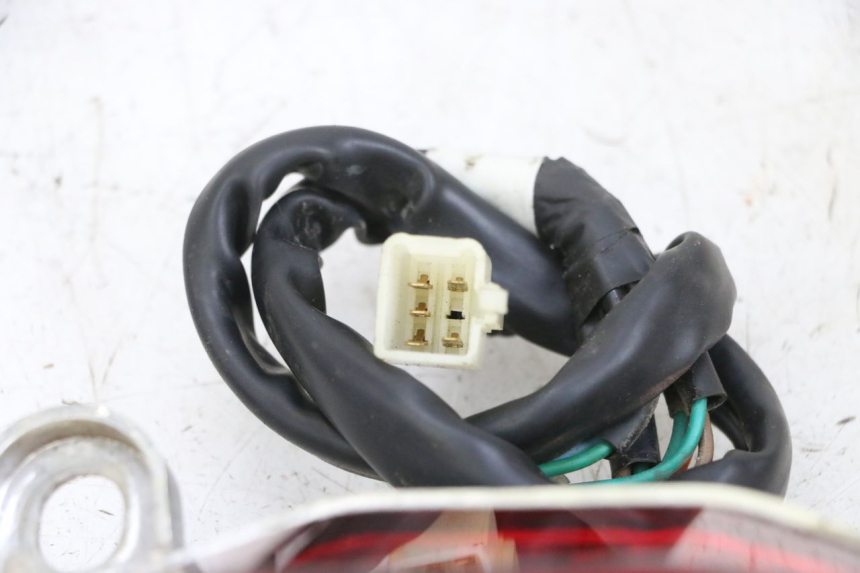 photo de FARO TRASERO SYM CROX 4T 50 (2016 - 2023) - Detalle de la pieza