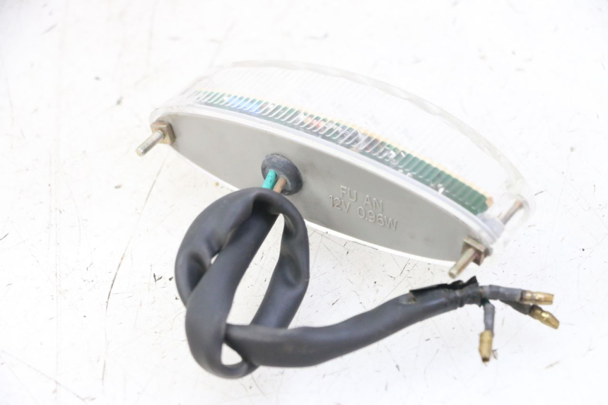 photo de LUZ TRASERA DAELIM BESBI 125 (2007 - 2008)