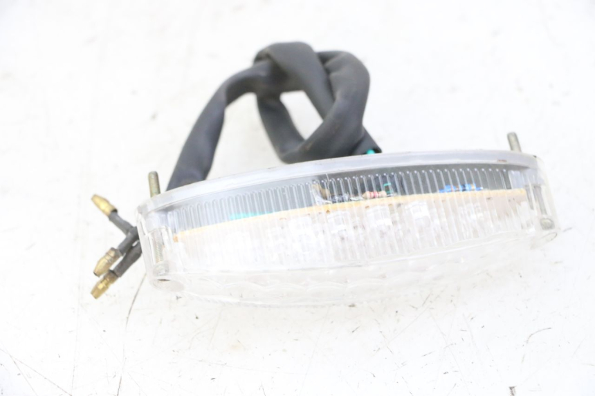 photo de LUZ TRASERA DAELIM BESBI 125 (2007 - 2008)