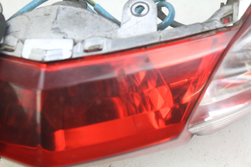 photo de LUZ TRASERA KYMCO DINK STREET 125 (2009 - 2014)