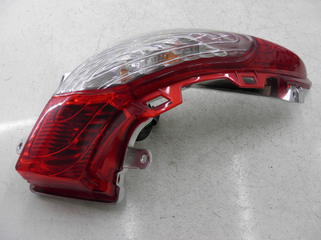 photo de LUZ TRASERA DERECHA HONDA FES S-WING SWING 125 (2007 - 2015)