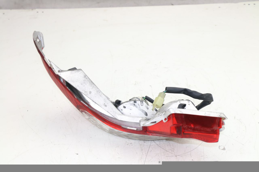 photo de LUZ TRASERA DERECHA HONDA FES S-WING SWING 125 (2007 - 2015)