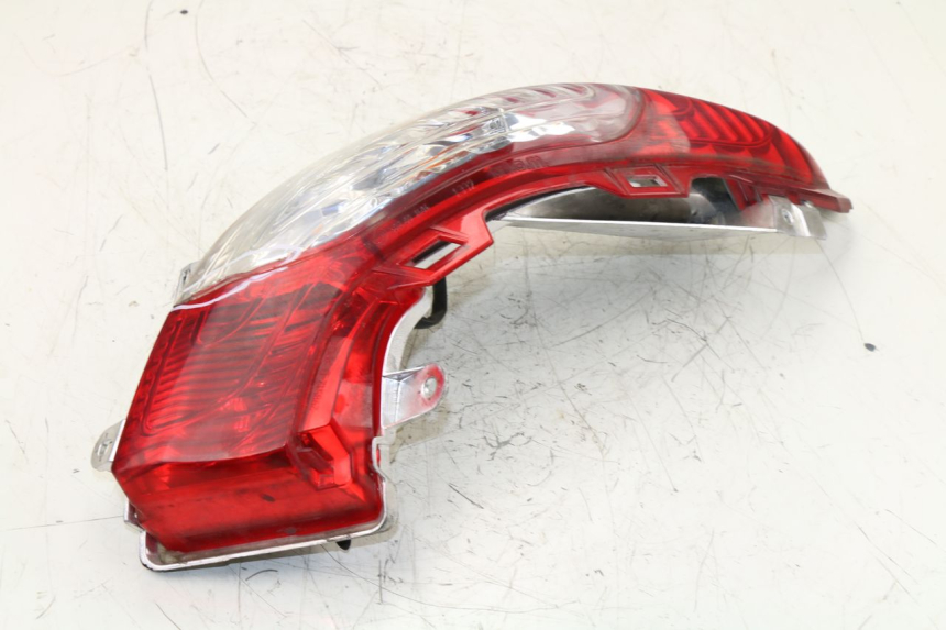 photo de LUZ TRASERA DERECHA HONDA FES S-WING SWING 125 (2007 - 2015)