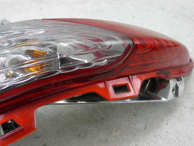 photo de LUZ TRASERA DERECHA HONDA FES S-WING SWING ABS 125 (2007 - 2015)