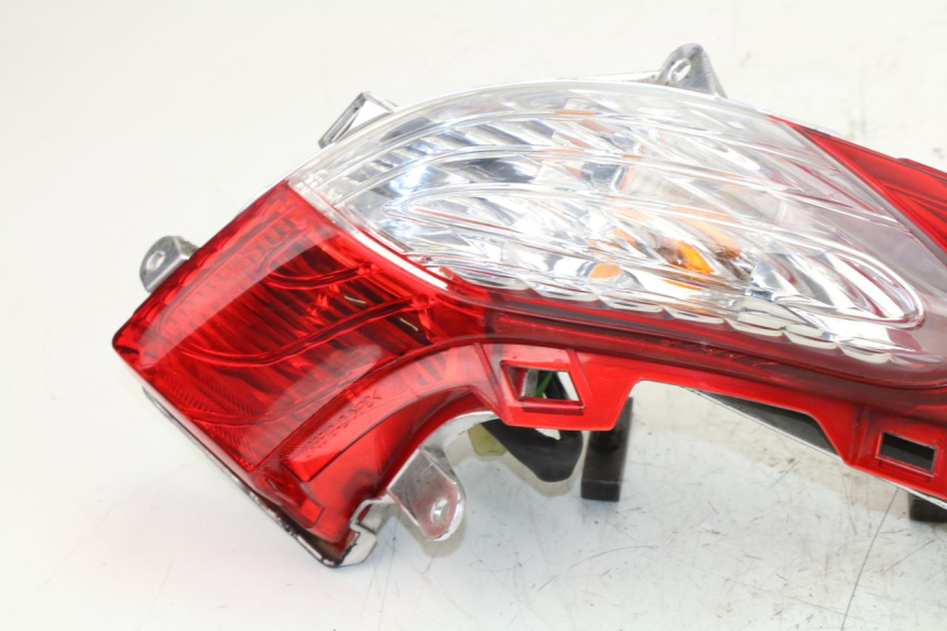 photo de LUZ TRASERA DERECHA HONDA FES S-WING SWING ABS 125 (2007 - 2015)