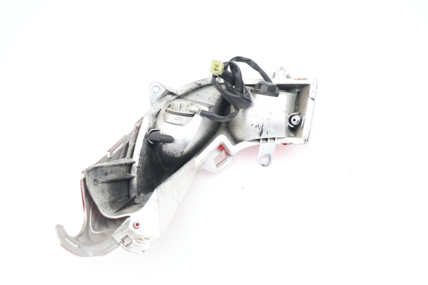 photo de LUZ TRASERA DERECHA HONDA FES S-WING SWING ABS 125 (2007 - 2015)