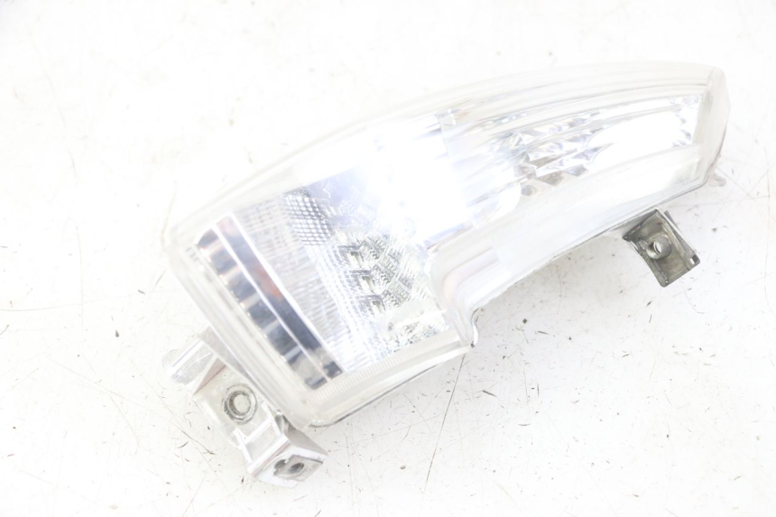photo de LUZ TRASERA DERECHA PIAGGIO IE MP3 YOURBAN 300 (2011 - 2016)