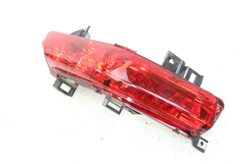 photo de LUZ TRASERA DERECHA PIAGGIO MP3 500 (2014 - 2016)