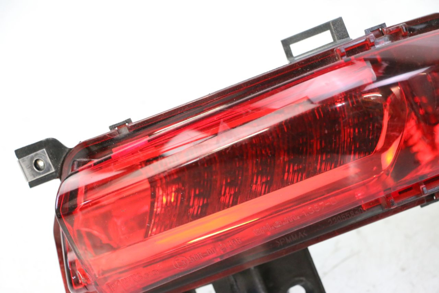 photo de LUZ TRASERA DERECHA PIAGGIO MP3 500 (2014 - 2016)