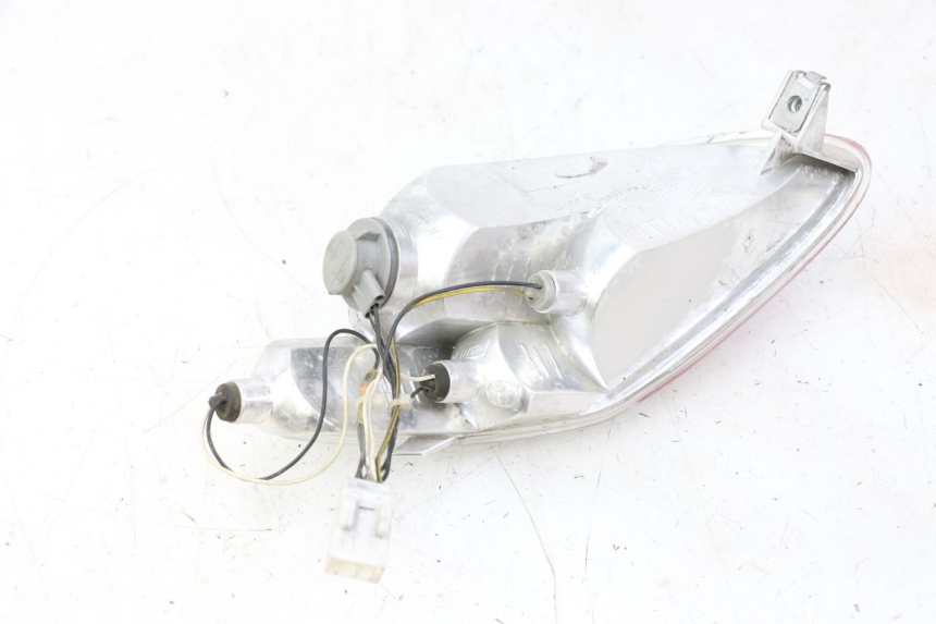 photo de LUZ TRASERA DERECHA PIAGGIO MP3 RL 250 (2007 - 2010)
