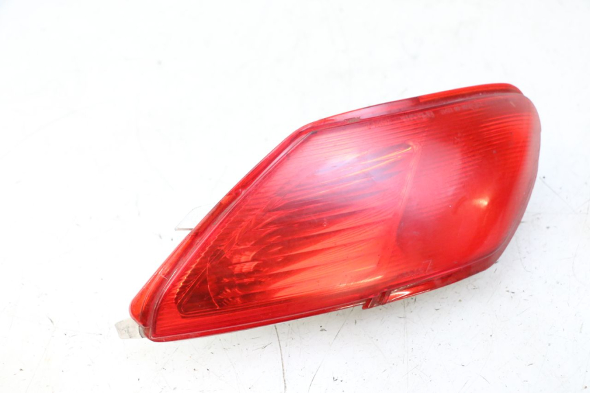 photo de LUZ TRASERA DERECHA PIAGGIO MP3 500 (2011 - 2015)