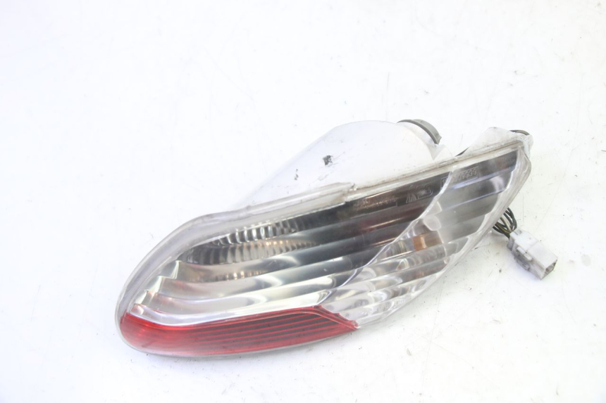 photo de LUZ TRASERA DERECHA PIAGGIO MP3 RL 250 (2007 - 2010)