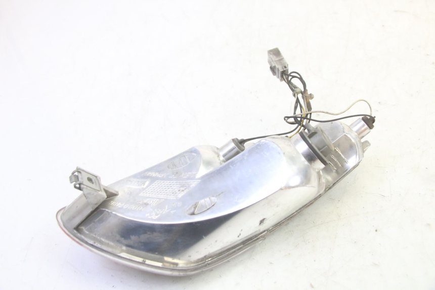 photo de LUZ TRASERA DERECHA PIAGGIO MP3 RL 250 (2007 - 2010)