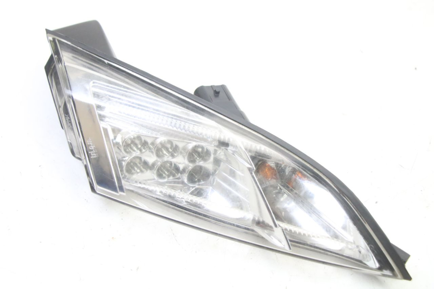photo de LUZ TRASERA DERECHA PEUGEOT SATELIS 125 (2013 - 2018)