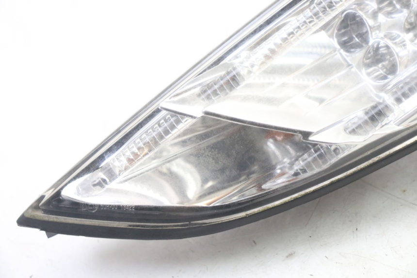 photo de LUZ TRASERA DERECHA PEUGEOT SATELIS 125 (2013 - 2018)