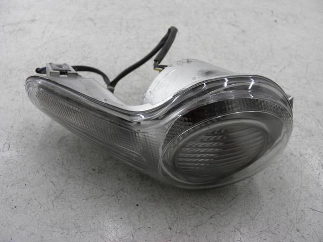 photo de LUZ TRASERA DERECHA PIAGGIO CARNABY 125 (2007 - 2011)