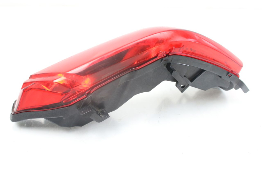 photo de LUZ TRASERA DERECHA PIAGGIO MP3 500 (2014 - 2016)