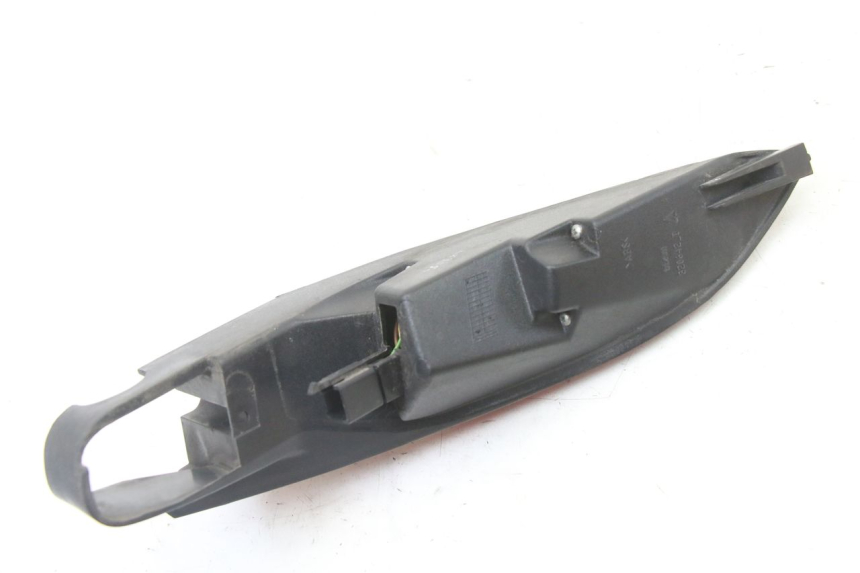photo de LUZ TRASERA DERECHA PEUGEOT SATELIS COMPRESSOR K15 125 (2006 - 2009)