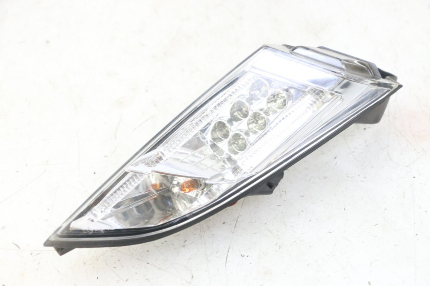 photo de LUZ TRASERA DERECHA PEUGEOT SATELIS 125 (2013 - 2018)