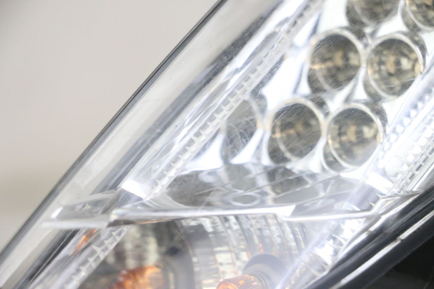 photo de LUZ TRASERA DERECHA PEUGEOT SATELIS 125 (2013 - 2018)