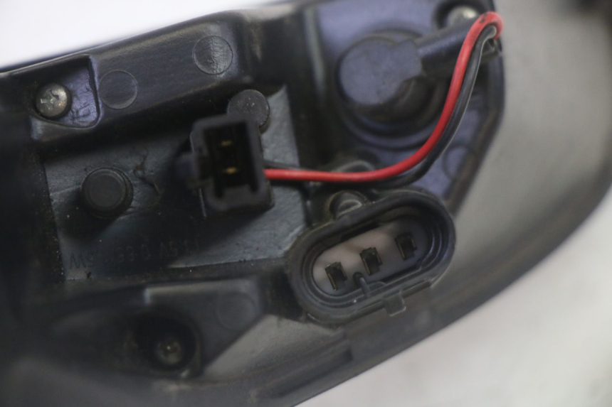 photo de LUZ TRASERA DERECHA PEUGEOT SATELIS 125 (2013 - 2018)