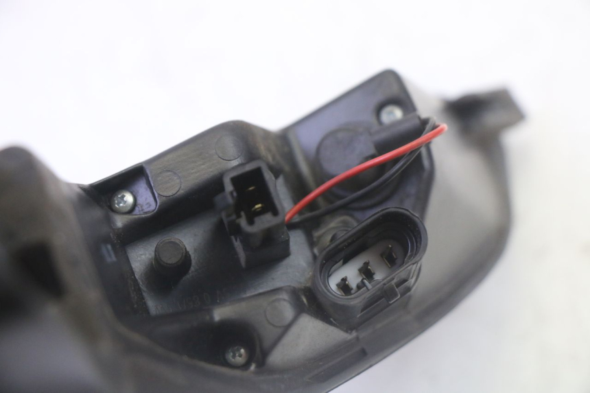 photo de FARO TRASERO DERECHO PEUGEOT SATELIS 125 (2010 - 2012)