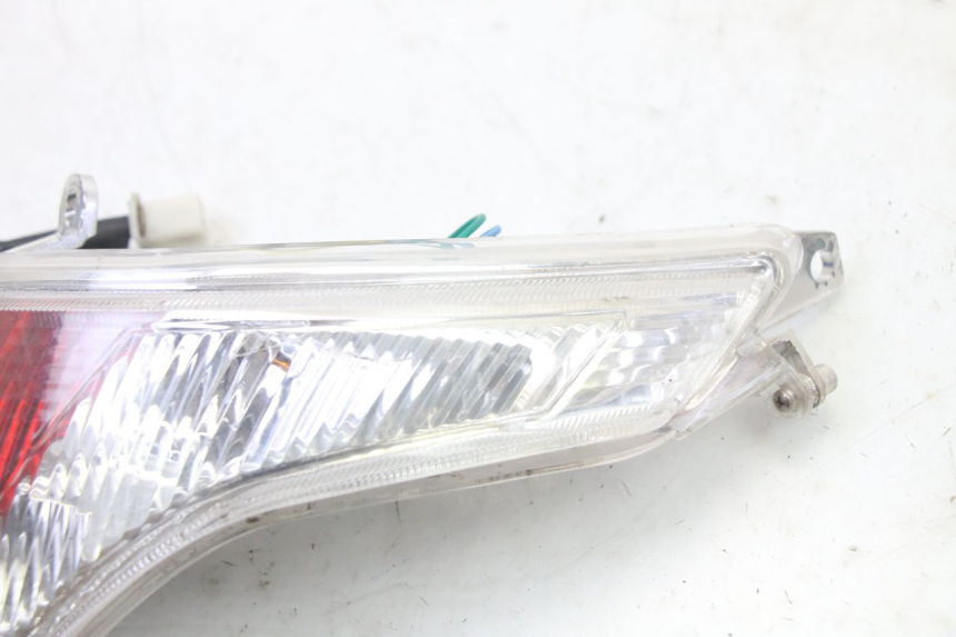photo de LUZ TRASERA DERECHA PEUGEOT VIVACITY NEW 2T 50 (2008 - 2017)