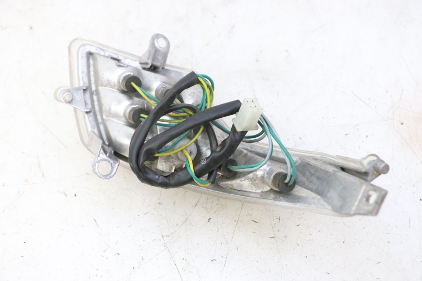 photo de LUZ TRASERA DERECHA PEUGEOT VIVACITY NEW 4T 50 (2008 - 2017)