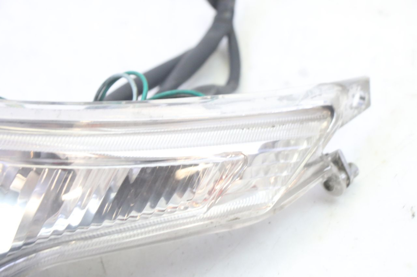 photo de LUZ TRASERA DERECHA PEUGEOT VIVACITY NEW 4T 50 (2008 - 2017)