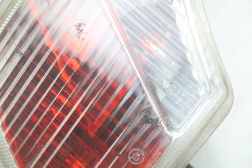 photo de LUZ TRASERA DERECHA PEUGEOT VIVACITY 125 (2010 - 2017)