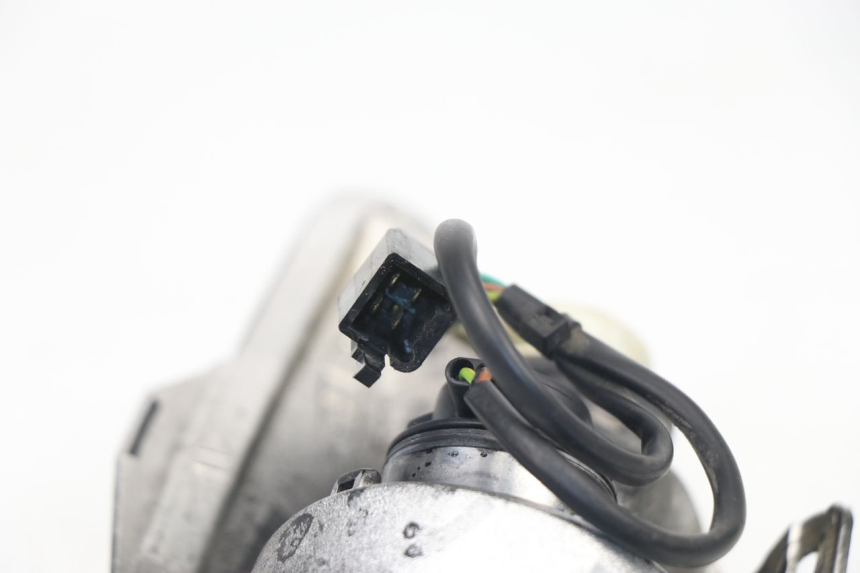 photo de LUZ TRASERA DERECHA YAMAHA X-CITY XCITY 125 (2007 - 2008)