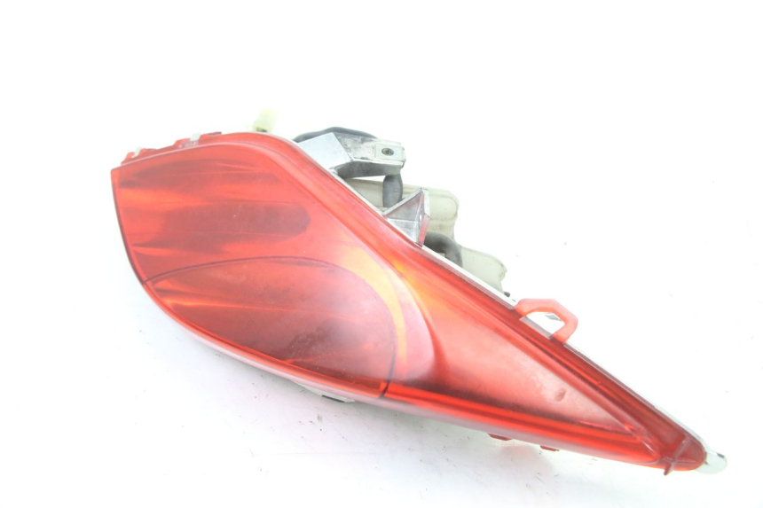 photo de FARO TRASERO DERECHO YAMAHA X-MAX XMAX 125 (2010 - 2014)