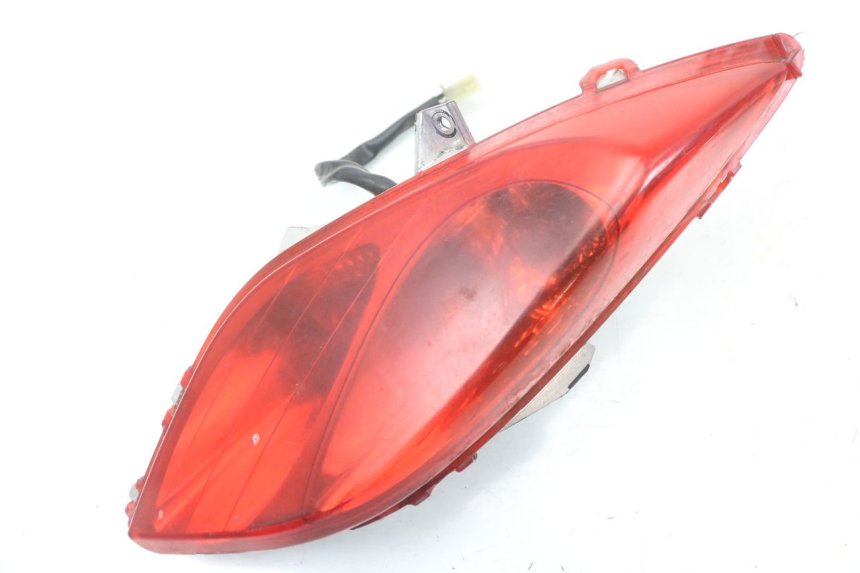 photo de FARO TRASERO DERECHO YAMAHA X-MAX XMAX 125 (2010 - 2014)