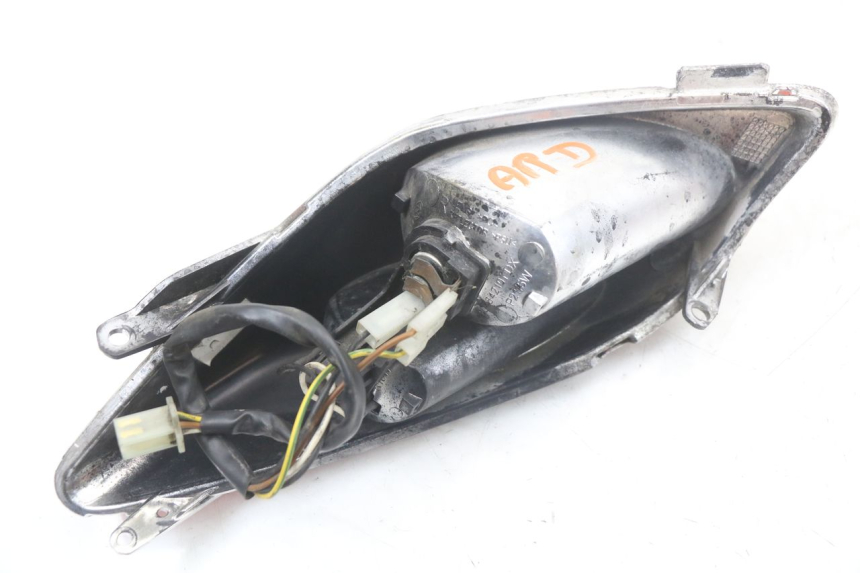 photo de FARO TRASERO DERECHO YAMAHA X-MAX XMAX 250 (2006 - 2009)