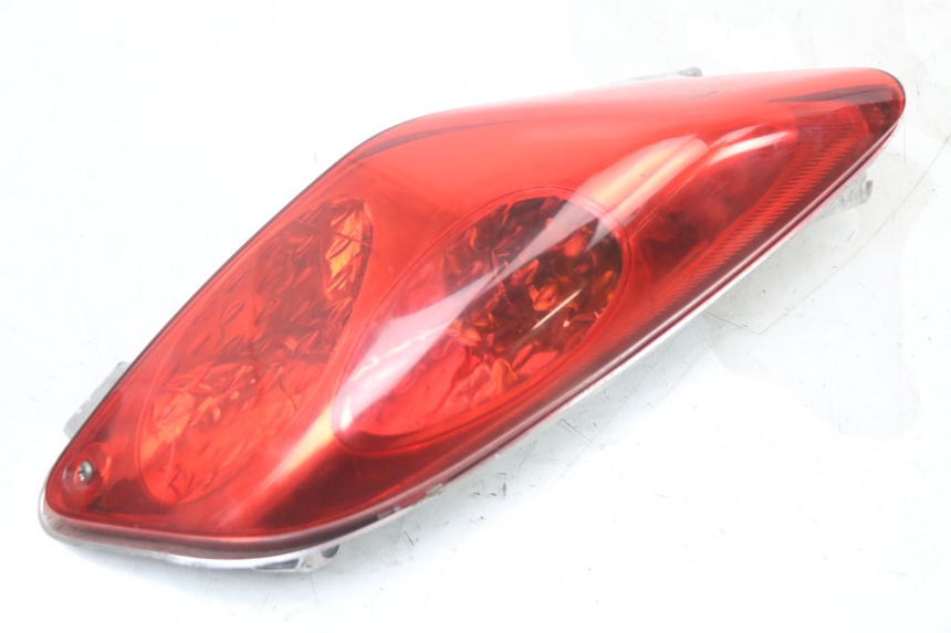 photo de FARO TRASERO DERECHO YAMAHA XMAX X-MAX 125 (2006 - 2009)