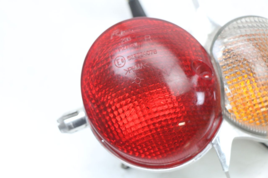 photo de LUZ TRASERA DERECHA YAMAHA YP MAJESTY 125 (2002 - 2006)