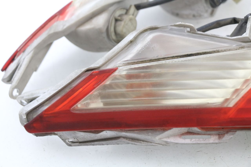 photo de LUZ TRASERA HONDA FES PANTHEON 125 (2003 - 2007)